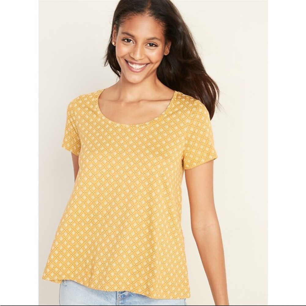 Old Navy Floral Tee - Squash